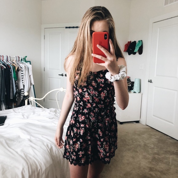 Bershka floral romper - Picture 2 of 3